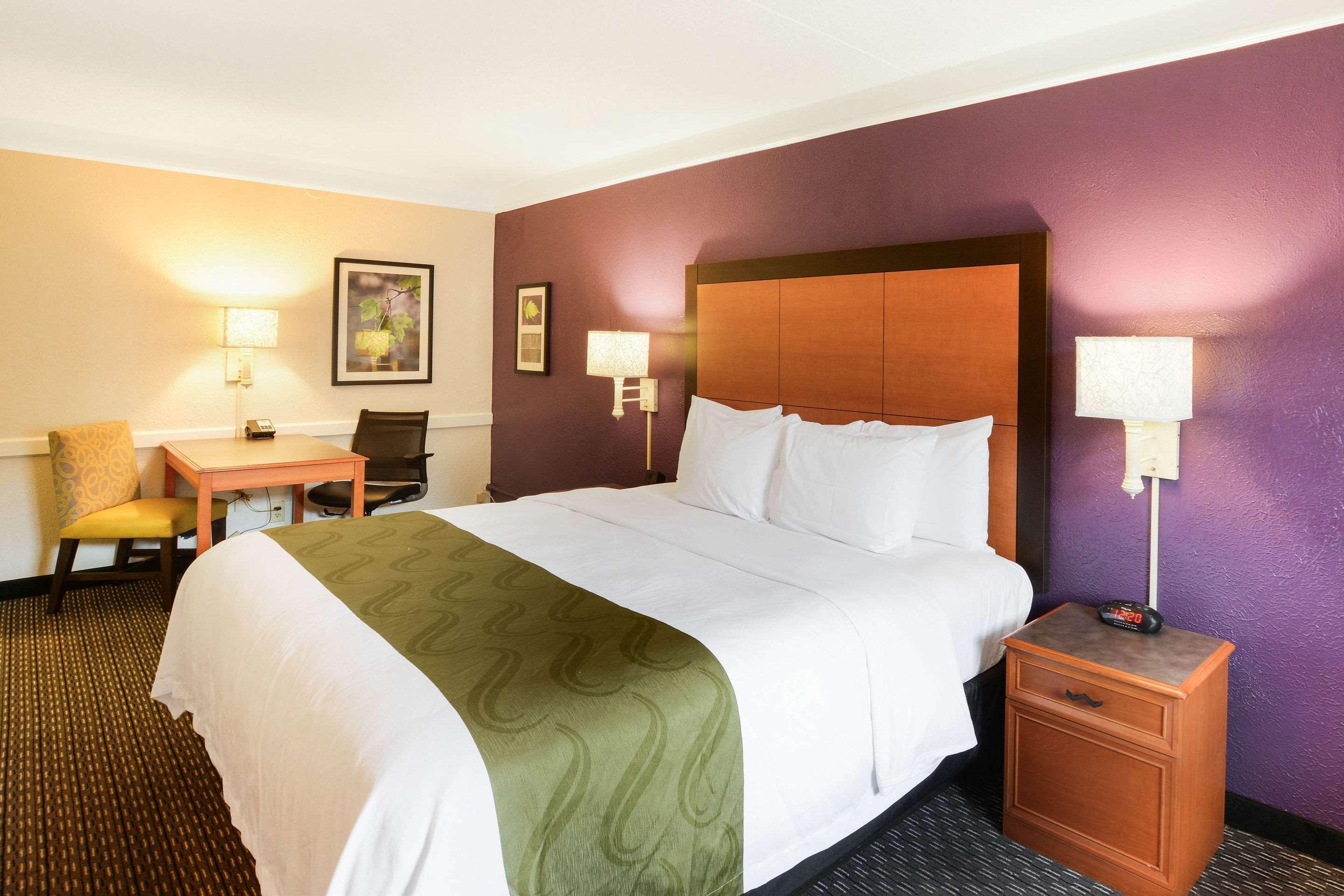 Quality Inn & Suites North Charleston - Ashley Phosphate Exteriér fotografie