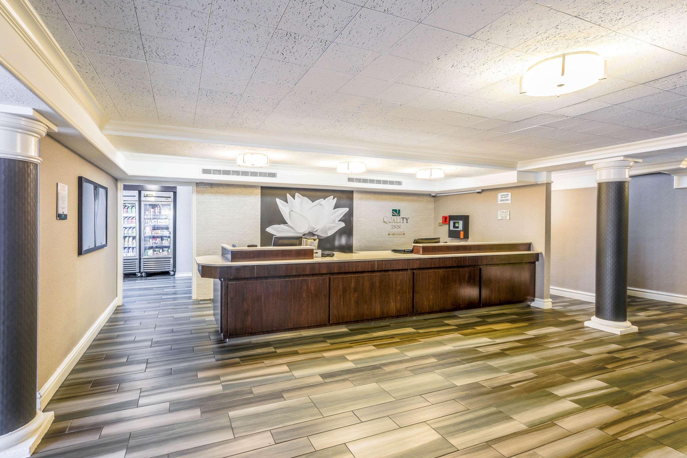 Quality Inn & Suites North Charleston - Ashley Phosphate Exteriér fotografie