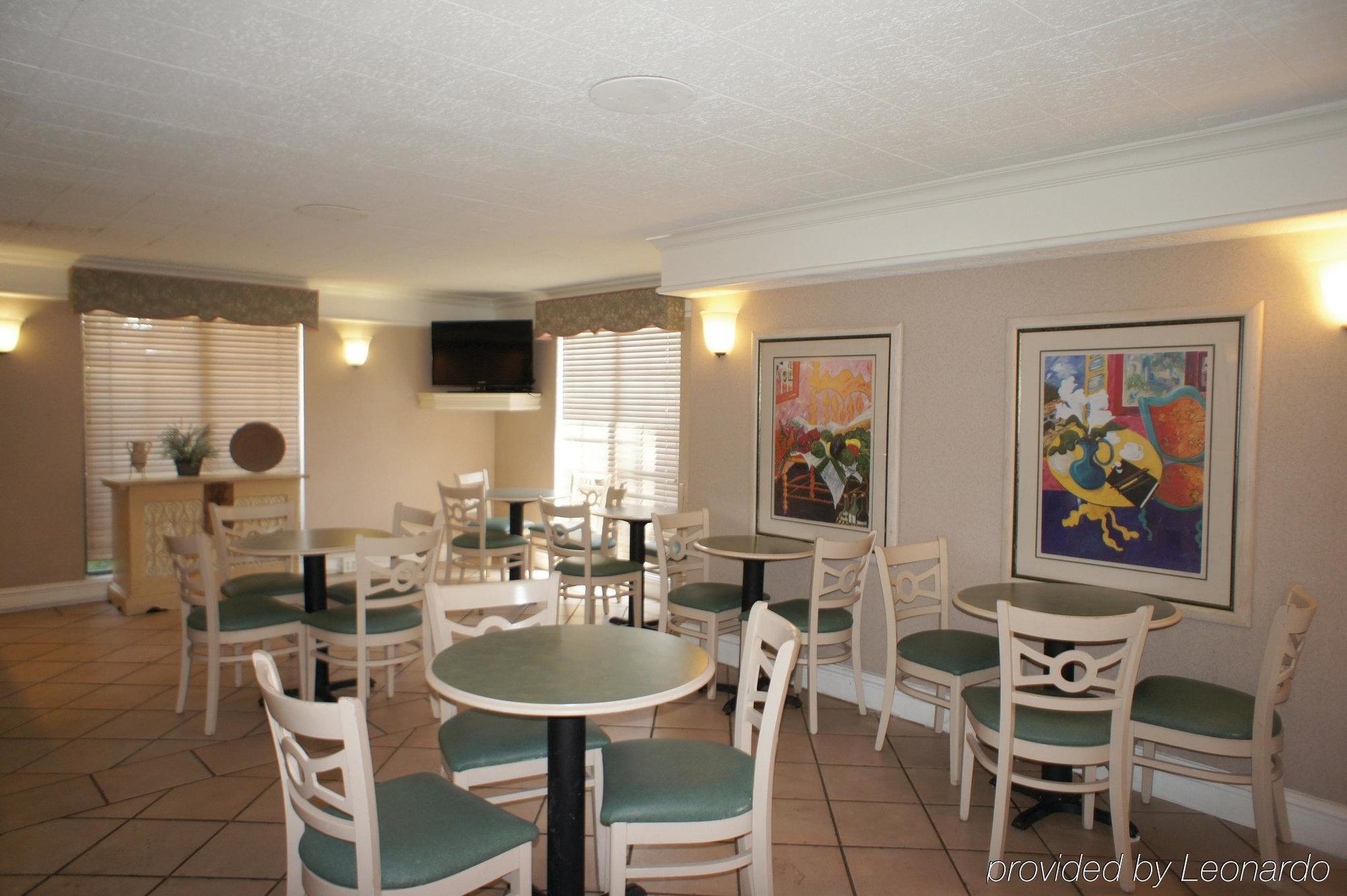 Quality Inn & Suites North Charleston - Ashley Phosphate Exteriér fotografie
