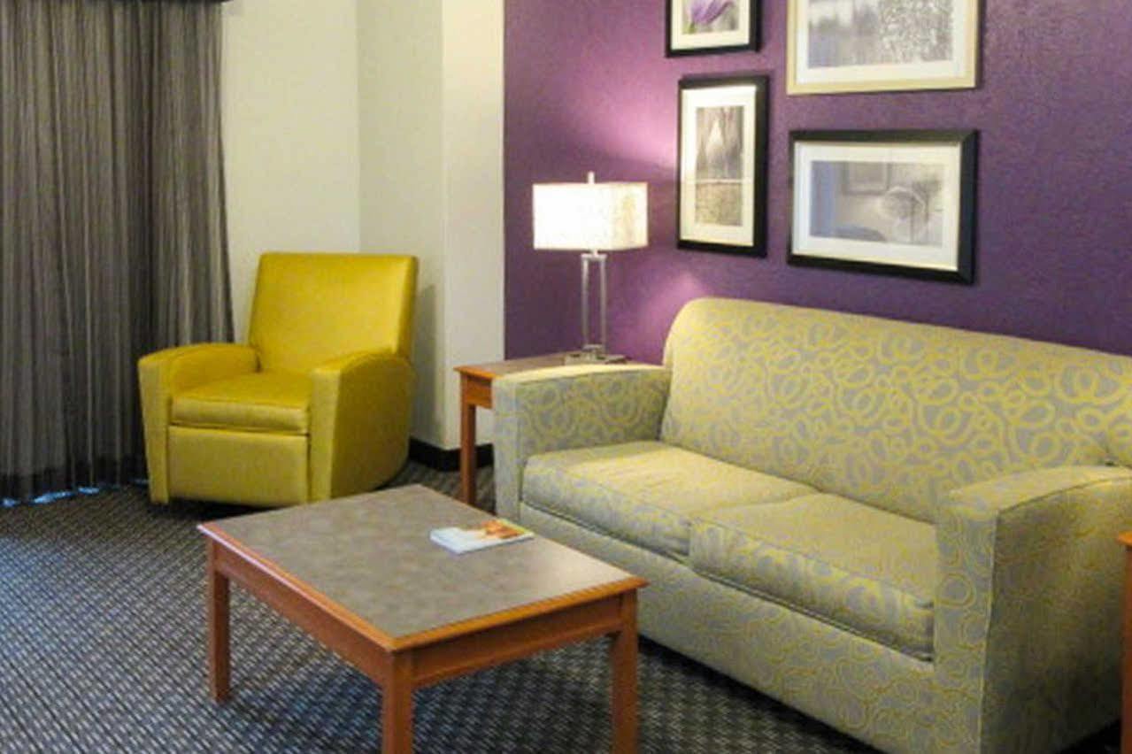 Quality Inn & Suites North Charleston - Ashley Phosphate Exteriér fotografie